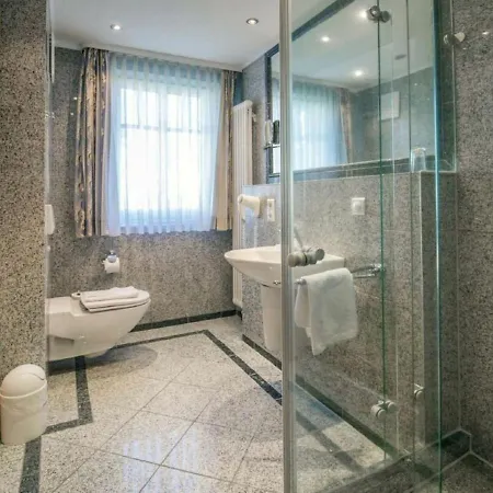 Apartmán Comfy With 1 Bedroom And Balcony 53